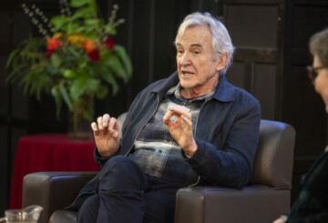 Larry Lamb