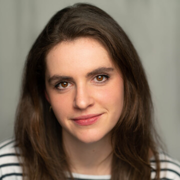 Headshot of Clementine Collett
